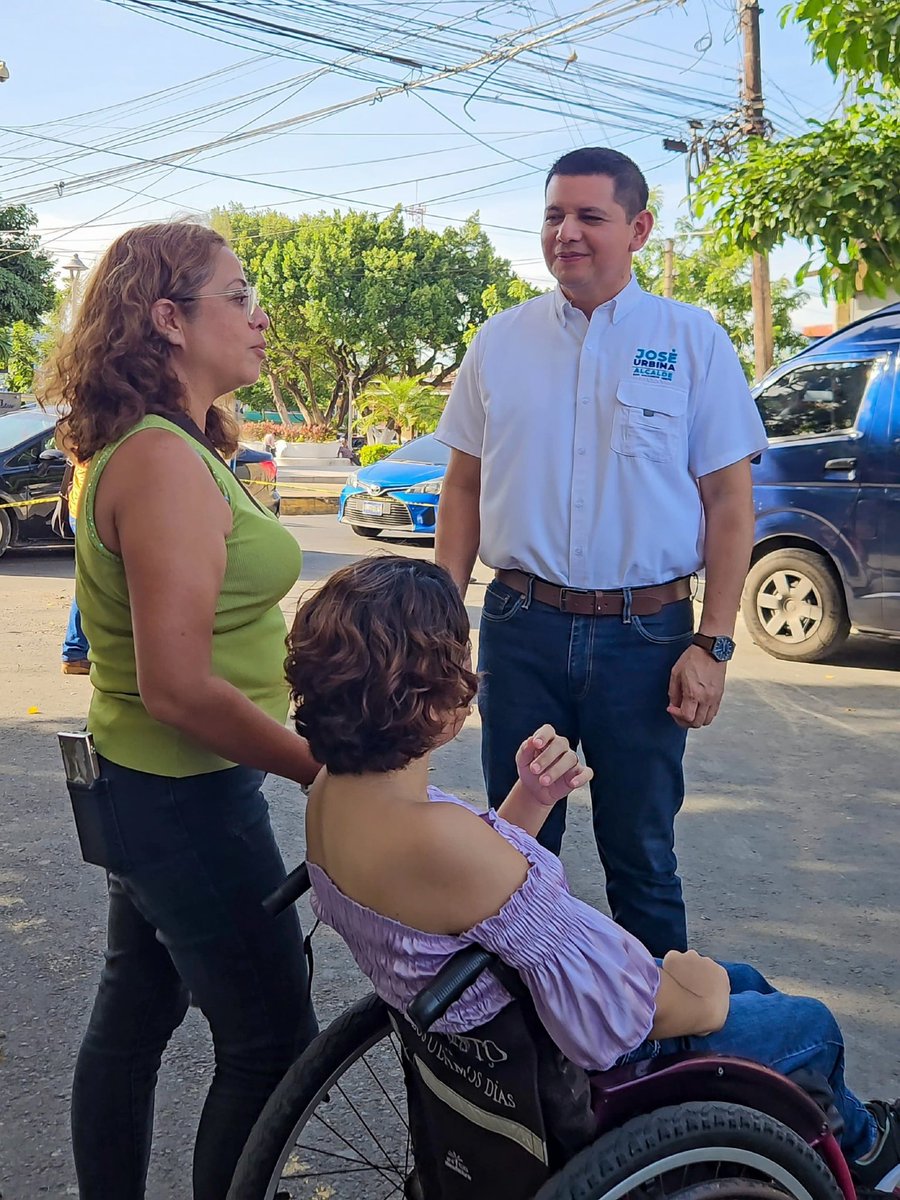 José Urbina 🇸🇻 tweet media