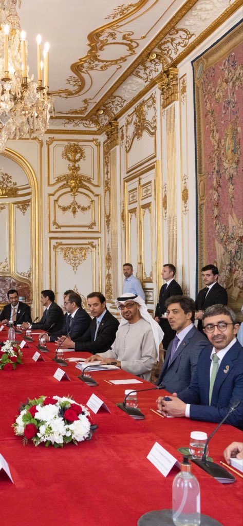 اين العالم مما يحدث في #الفاشر .
لماذا يسكتون عن تصرفات عيال #الناقه ودويلتهم #الامارات التي تدعم القتتلة من قوت الدعم السريع .
الامارات الان في موقع قوة بفلوسها القذرة لكنها لا تدري انها ستعود وبالا عليهم من كل الدول من اليمن لليبيا للسودان ، جرائمهم لن ينساها التأريخ .