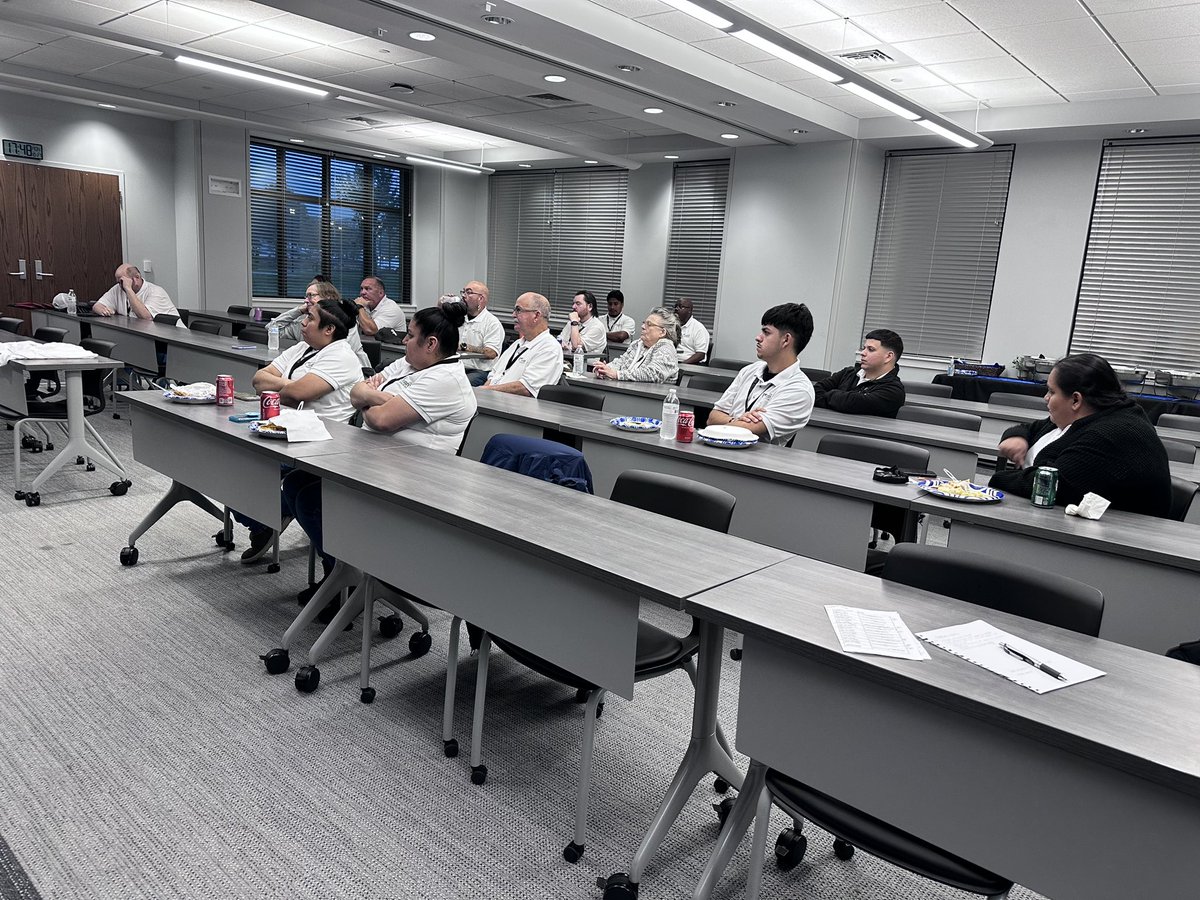 Congratulations to our Citizen’s Police Academy graduates!
Tonight, we wrapped up our second 8-week session with 17 amazing participants who learned about the Monroe Police Department through hands-on experiences.