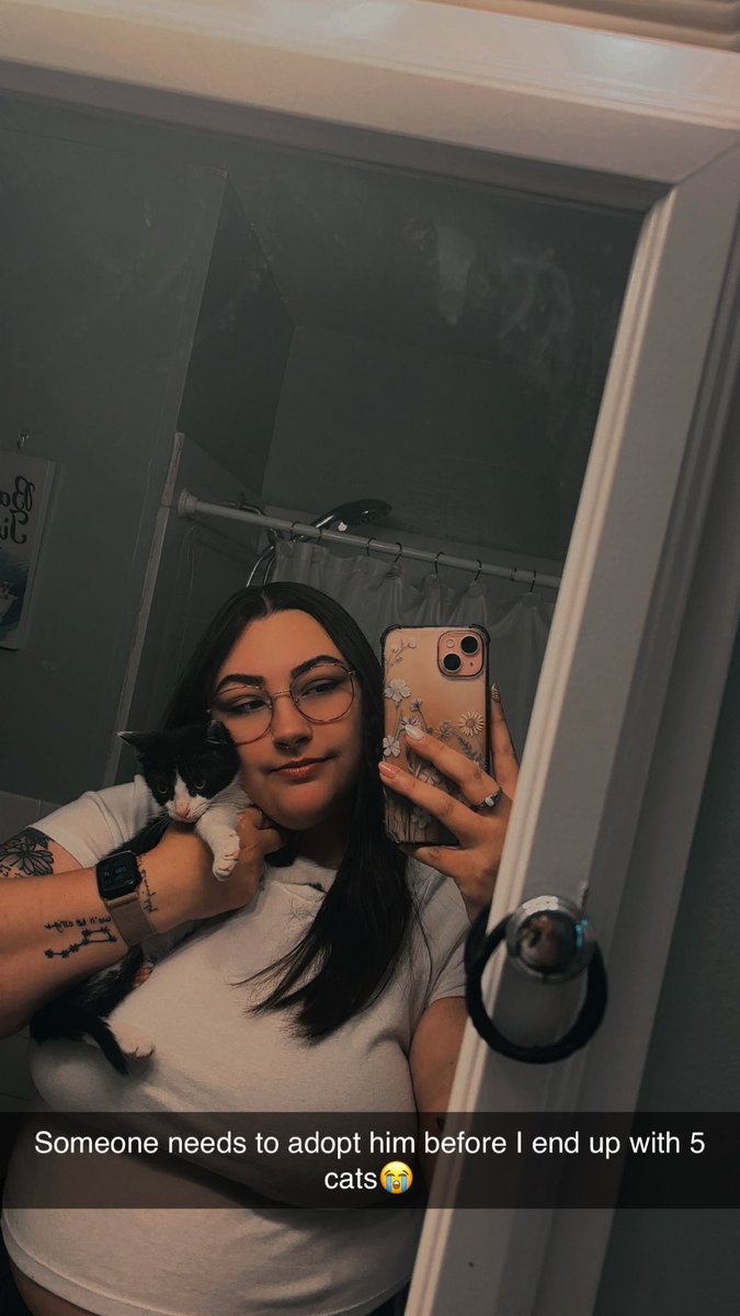 QueenElizabean's tweet photo. I haven’t posted on here in forever, but incase anyone ever looks in on me. I’m doing great, I have an amazing wife, the coolest job, and I usually have a foster kitten or animal of some kind. I love the life I have built 🩷 https://t.co/9K3x3jAzWW