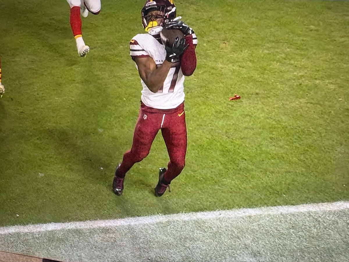 That’s a hell of a catch by Terry McLaurin.  Sheesh.