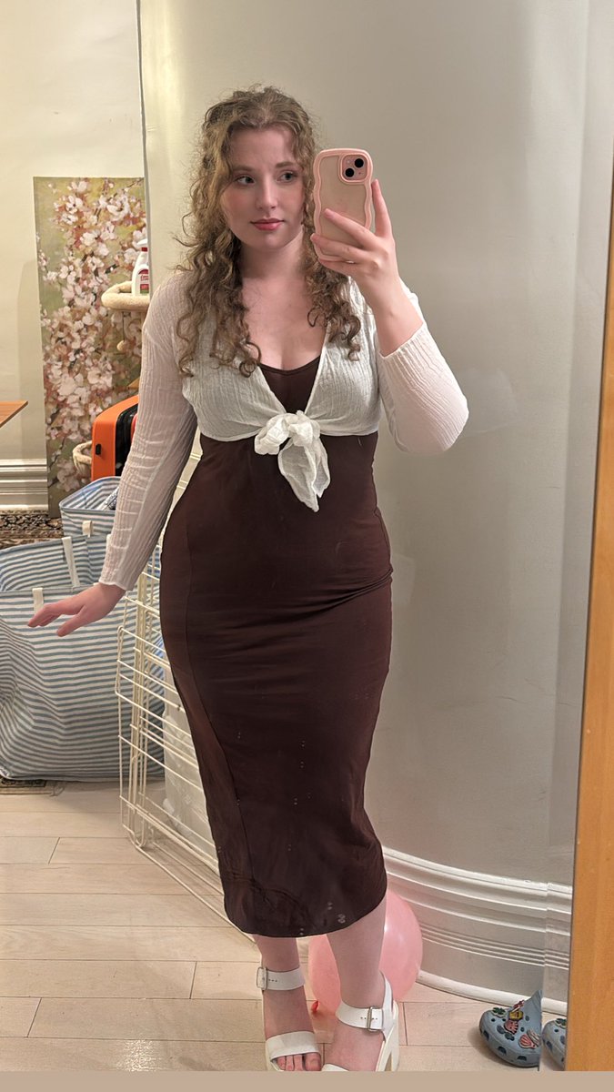 puppygirlcals's tweet image. bmi 29. birthday fit from two weeks ago. still a long way to go :(
