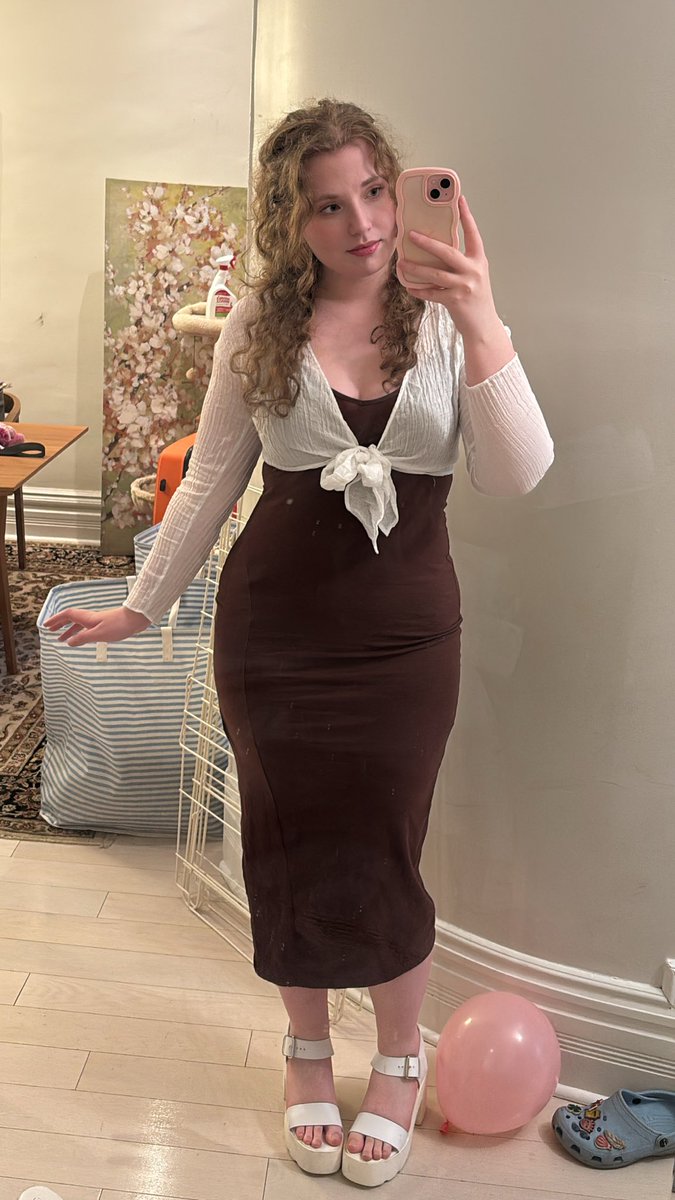 puppygirlcals's tweet image. bmi 29. birthday fit from two weeks ago. still a long way to go :(