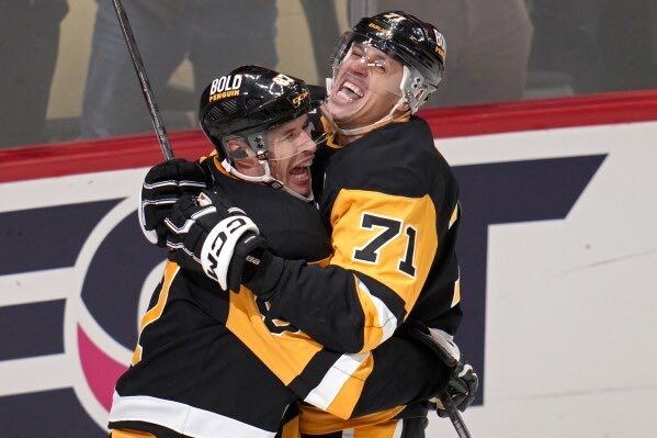 SID AND GENO GOALS WITHIN 20 SECONDS OF EACH OTHER THE TWO HEADED MONSTER NEVER DIES