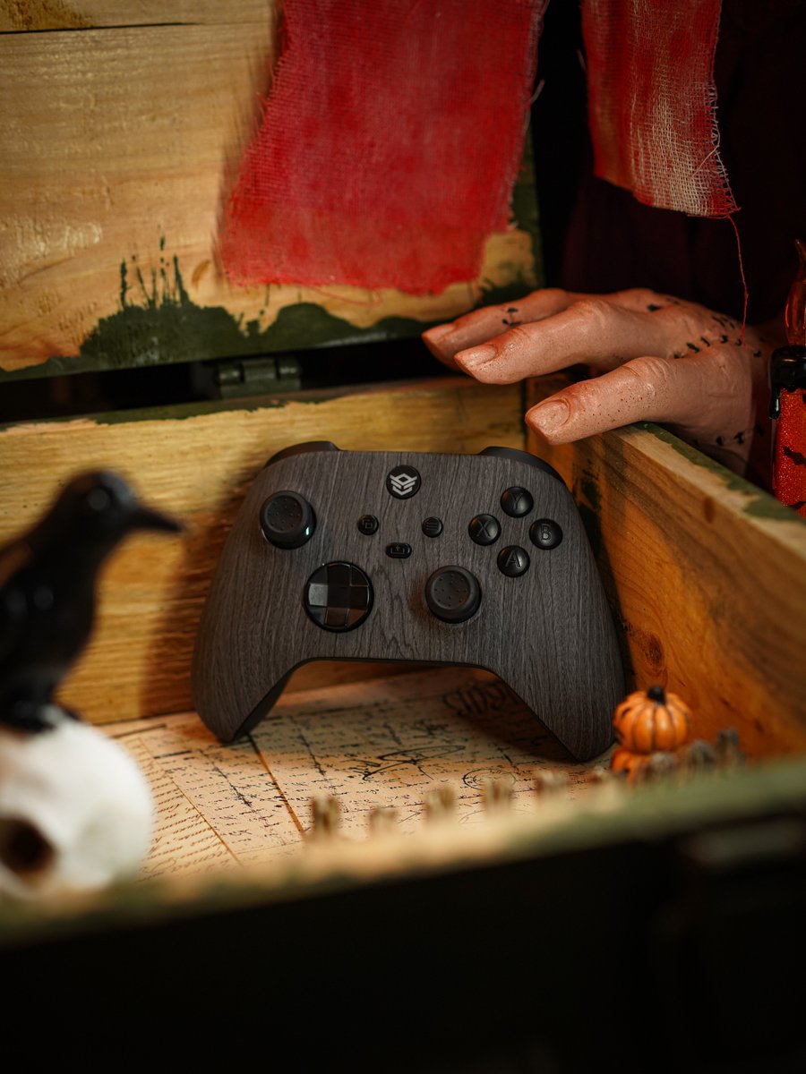 HexController's tweet image. Behind the scenes of Wednesday Season 3:  
Thing x Hex Controller  

(Just kidding)