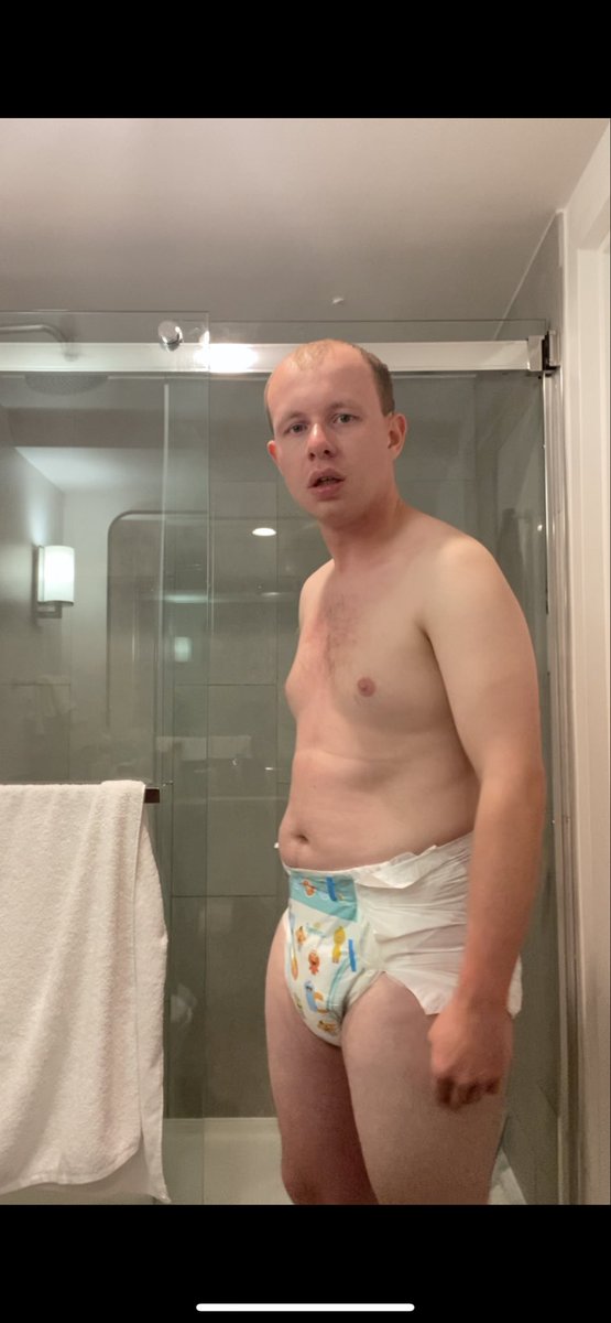 BennyM189's tweet photo. Thanks @Little_Dreamzzz @bossbabybubs for the new pamps……surprisingly very bulky. #diaper #diaperboy #diaperlovers #abdl https://t.co/qTkPJDIjt7