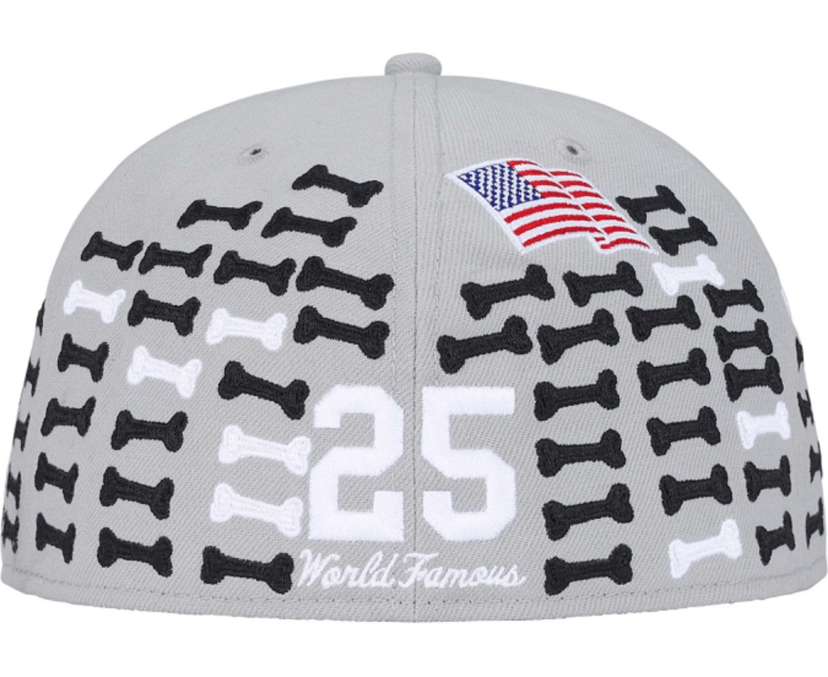 jon_rom505's tweet photo. Check out 🔥NEW🔥 SUPREME Bones Box Logo New Era® Fitted Hat| 7 1/4| Grey| FW25| SOLD OUT! https://t.co/lysJ788Zhd #eBay via @eBay https://t.co/JvFy4pI5yt
