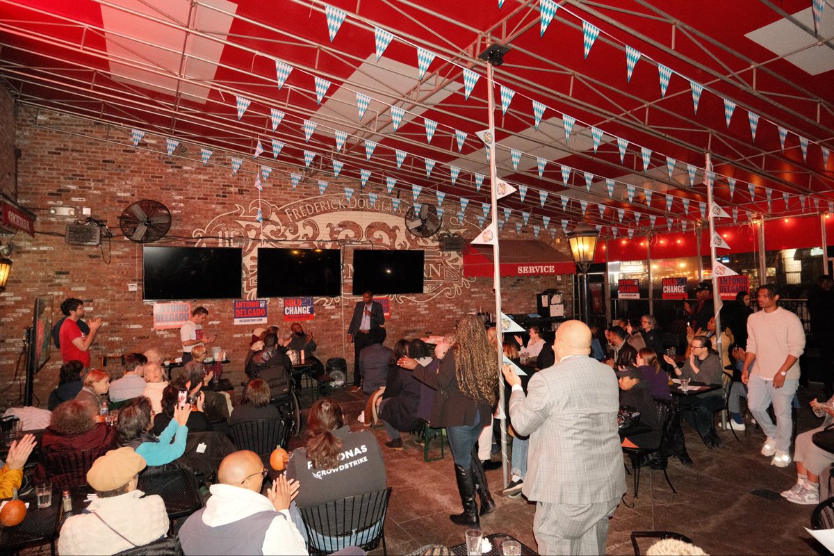 Harlem was in the house this evening. Thank you all for showing up with your energy, your enthusiasm, and your love.