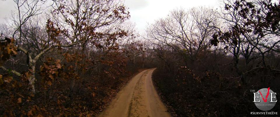 What are you watching on HALLOWEEN?
Watch "The Eve" online for free! 

💀 Tubi: tubitv.com/movies/697980/ 
🎃 Prime: amazon.com/Eve-Al-Thompso… 

#SupportIndieFilm #Halloween #FreeMovies