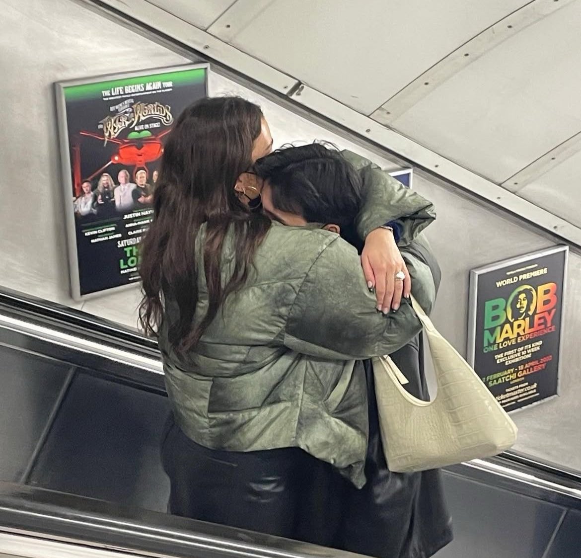 me and who (@dailycouplepost) on Twitter photo 