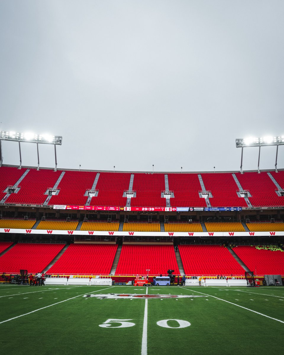 Commanders's tweet image. 📍Monday Night Football