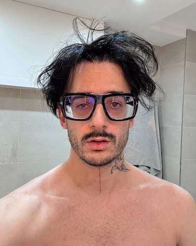 “tampoco quería liarla en clase”