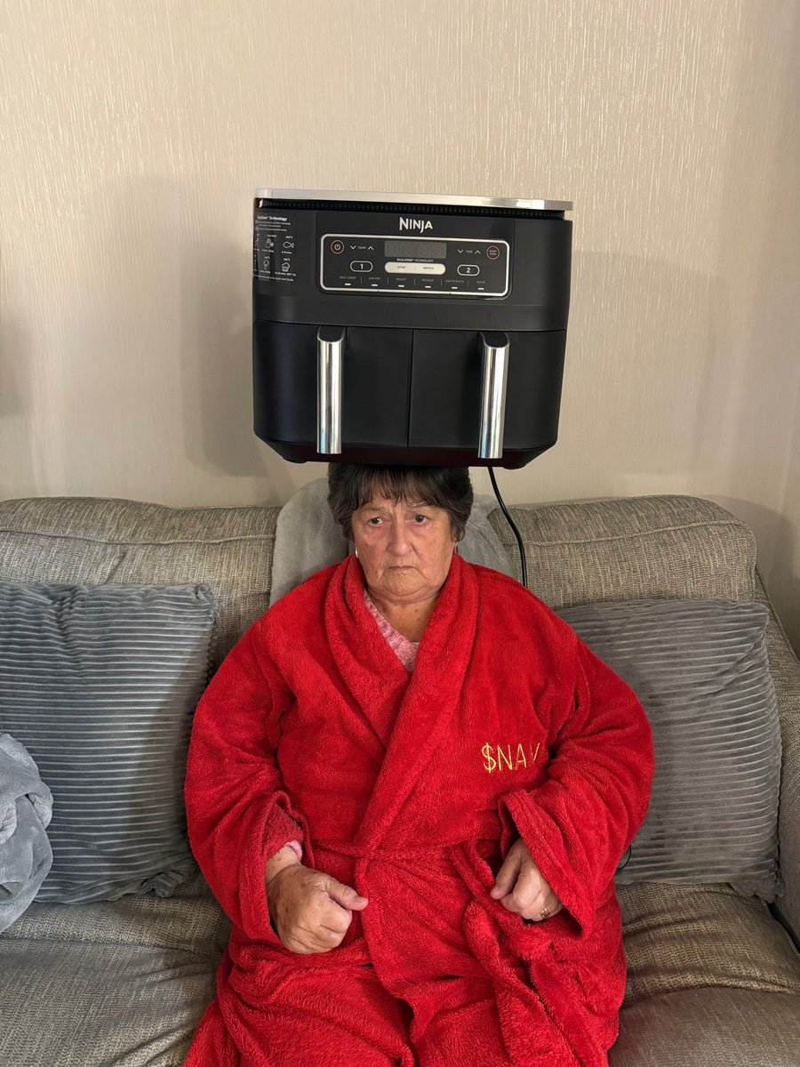 Arcane_Crypto_'s tweet image. here s one of the funniest tickers i ve seen in a while
$nan is going viral af
aped so hard she might actually balance my bags on her head
4GgECevQ8MzSL8aNQrwNiemVPNqYNZyjiFL34D9yPump