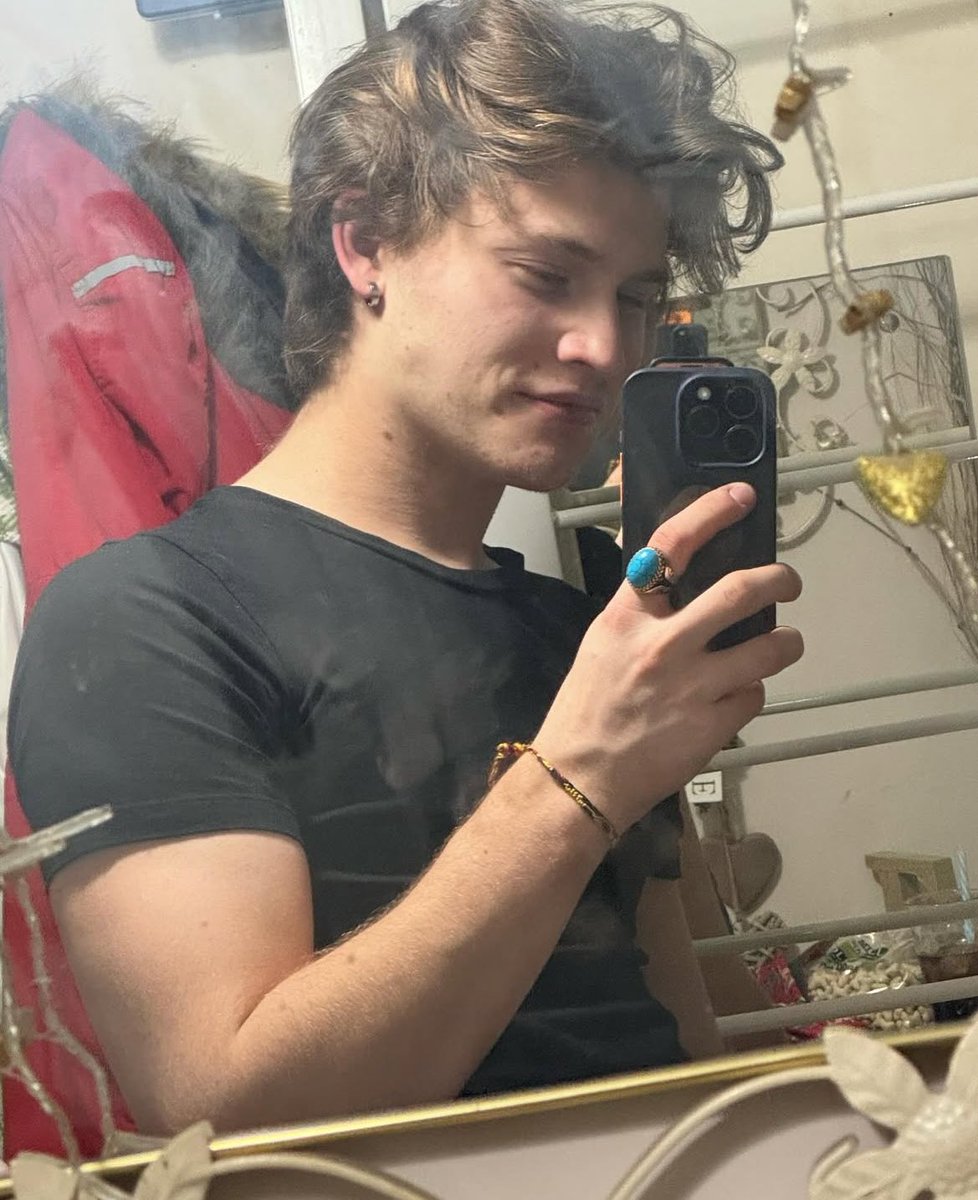 D3CADENZ4's tweet image. rock em rou