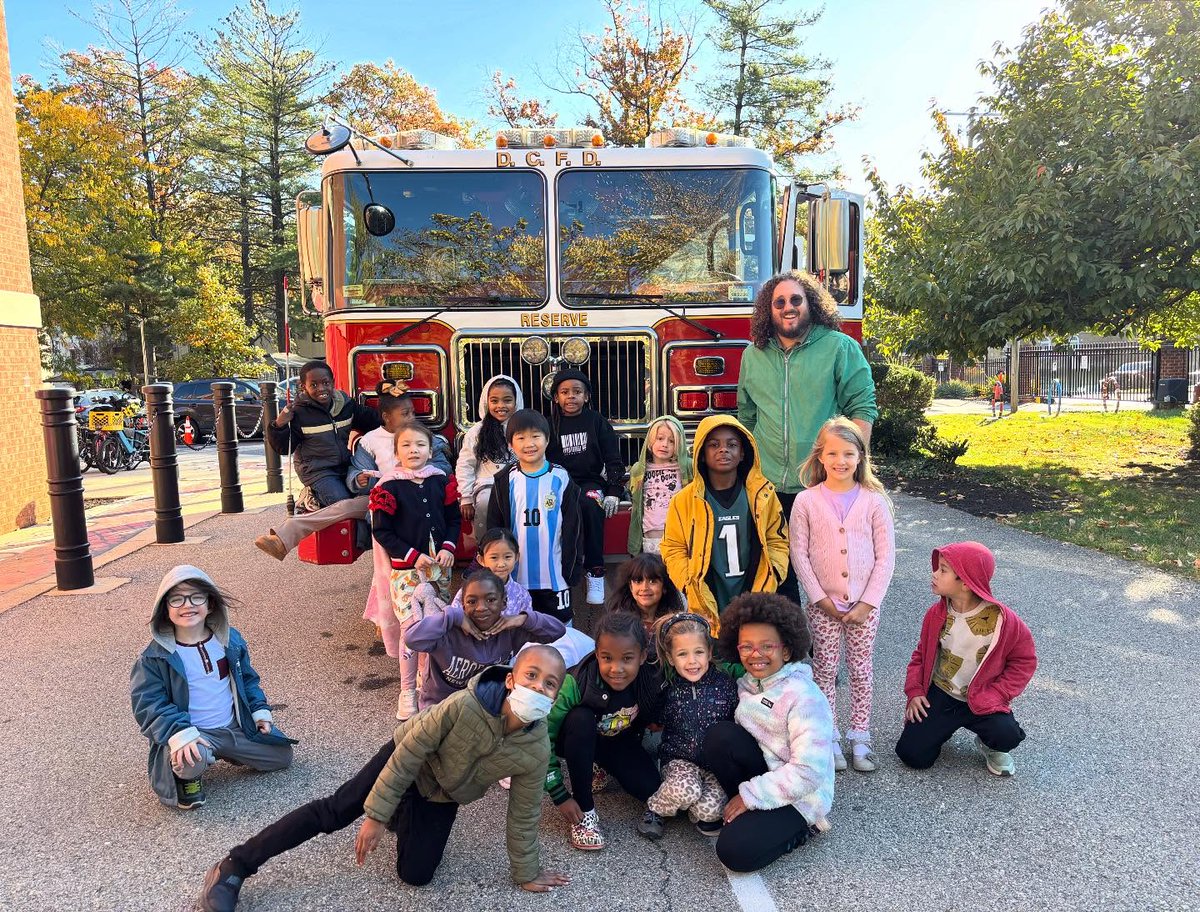 DC_Charters's tweet photo. Last week, Washington @YuYingPCS hosted its community day! First-grade students had the opportunity to hear from and be inspired by Yu Ying parents who are firefighters, artists, journalists, chefs, and so much more!
#DCCharterProud https://t.co/KYV73fkhsV