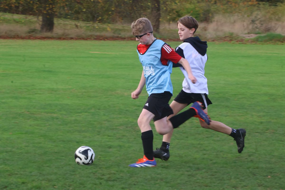 CommunityFootball tweet media