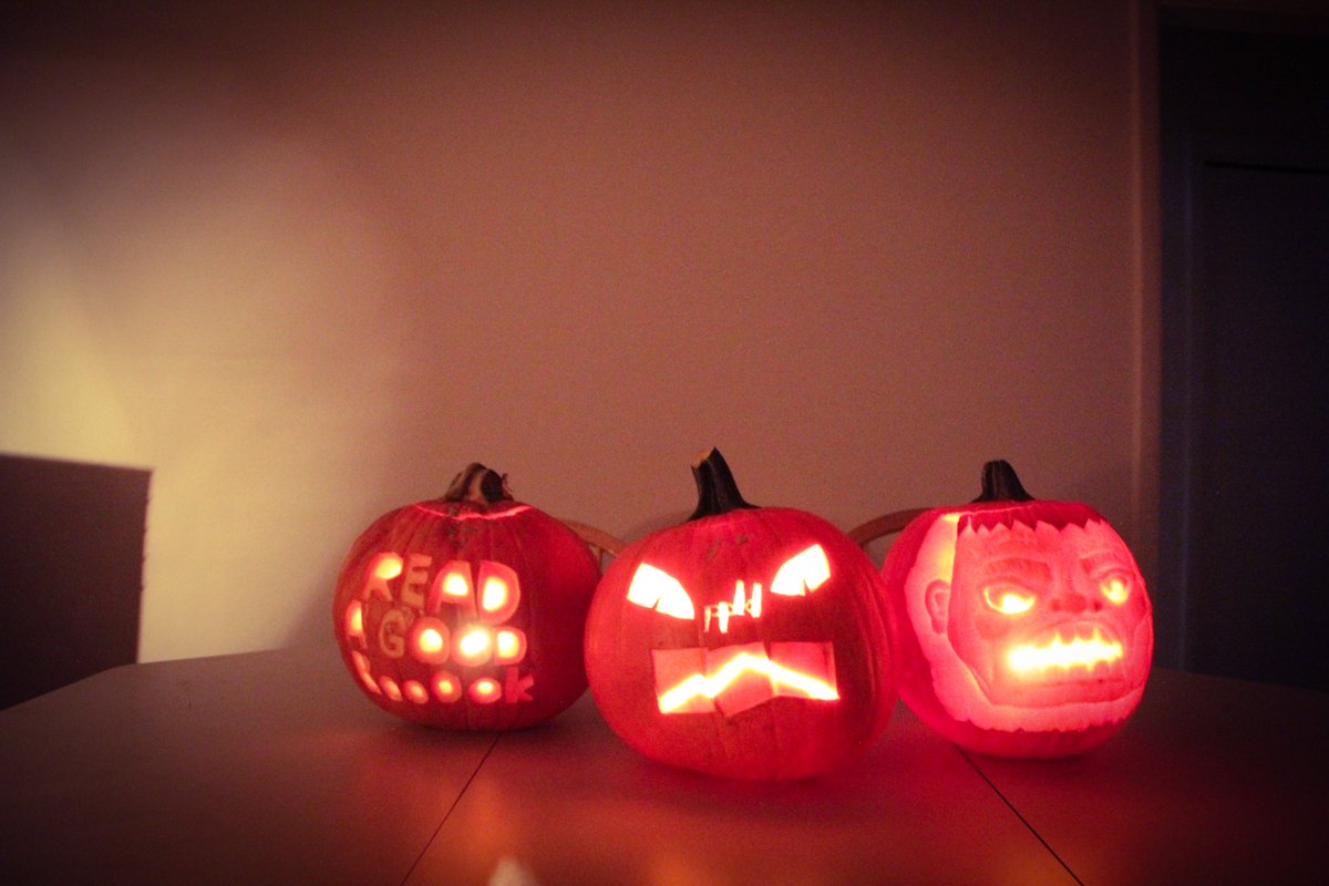 ppld's tweet image. Looking for some carving inspiration this season? Here are some literary jack-o-lanterns to fan the flame of your creativity.
#SpookySeason #WhatLibrariesDo #PumpkinCarving #PublicLibrary #PPLD #Pumpkin #Halloween #Samhain #PikesPeakLibraryDistrict