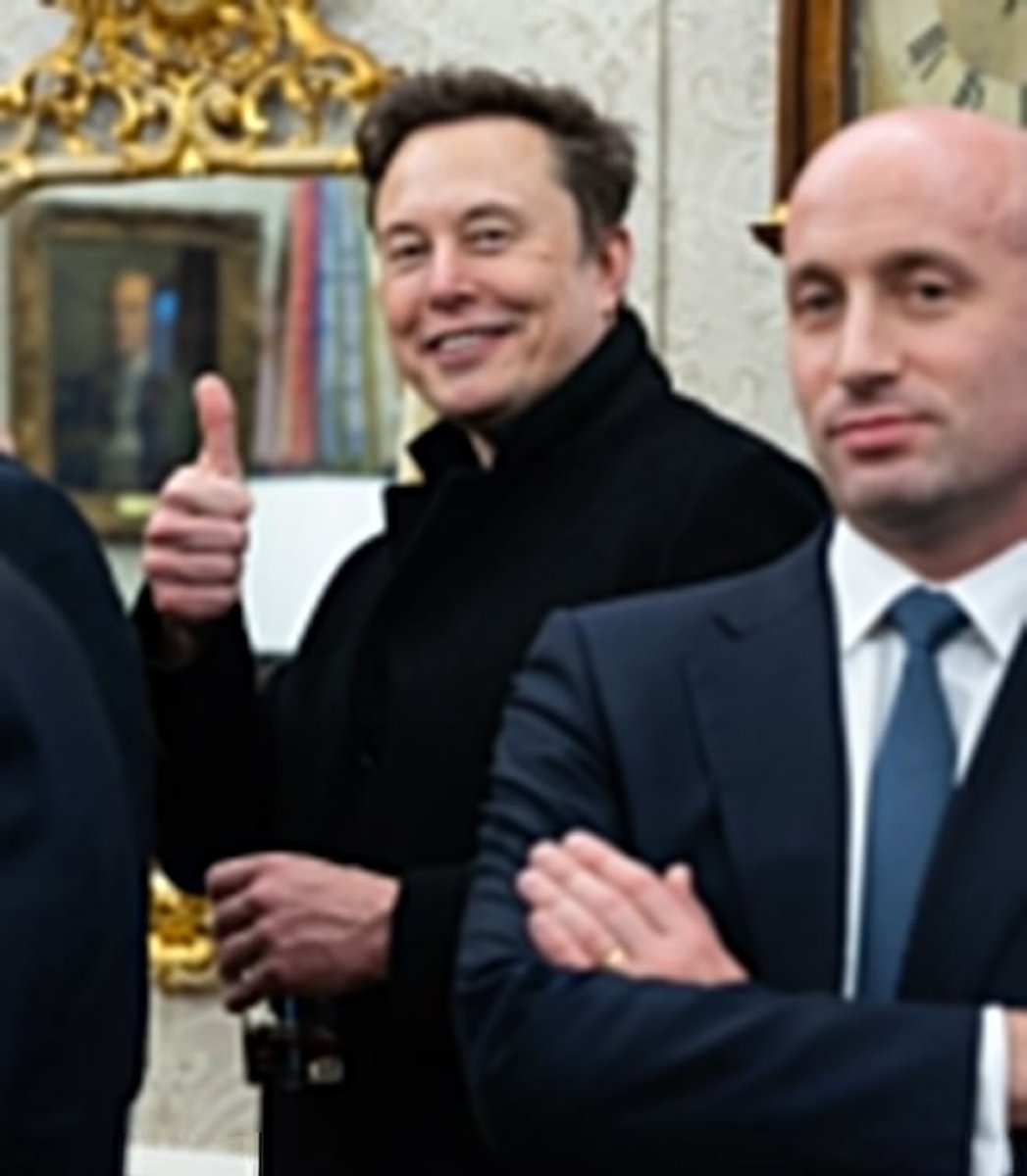 Do you support Elon Musk Exposing every member of Congress who is laundering Tax Payer Money ?

YES or NO ?
