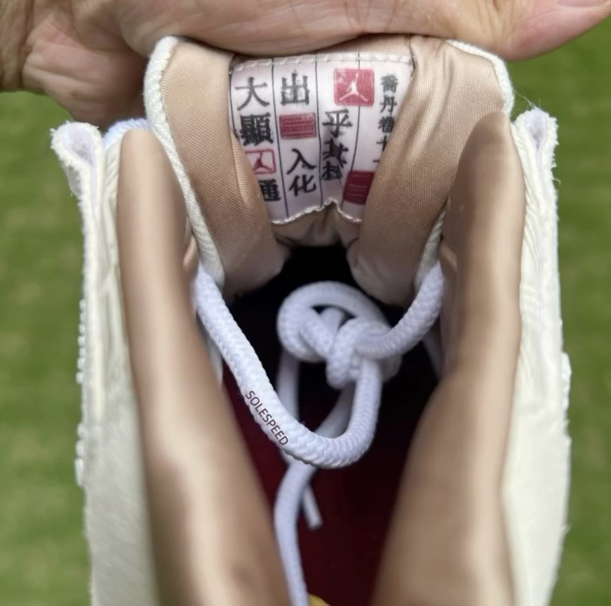 IN HAND LOOK: Air Jordan 11 Retro “Chinese New Year” 😮‍💨🇨🇳