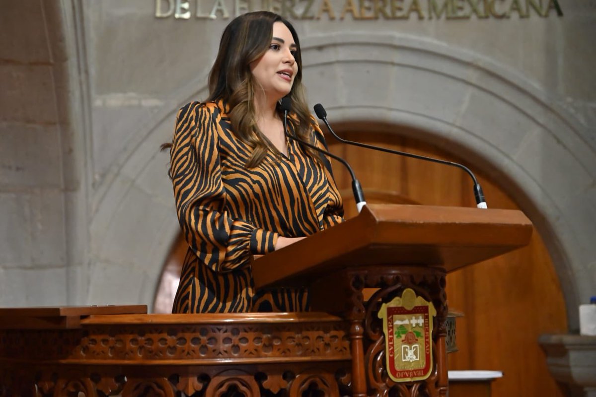 📰 Plantea GP #PAN justificar inasistencias por dolores menstruales

•Las diputadas <a href="/alexiaadavilaa/">Alexia Dávila</a> y <a href="/KRISHNAROMERO14/">Krishna Romero</a>, del Grupo Parlamentario del #PAN (GPPAN), presentaron iniciativas para justificar la inasistencia de niñas a las escuelas y de mujeres a sus trabajos por