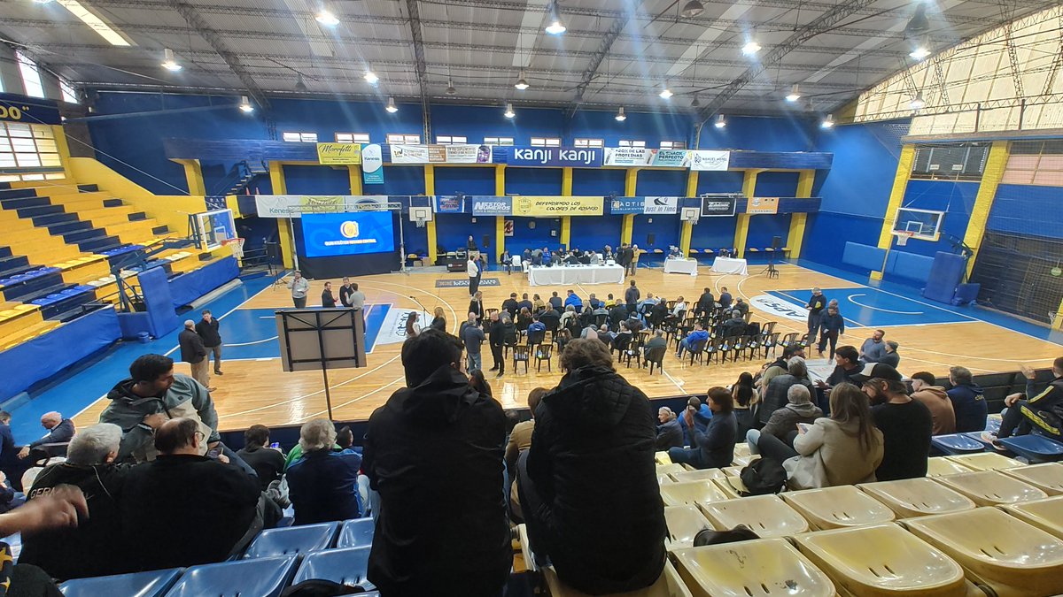A minutos de empezar la Asamblea de Representantes en la Sub Sede Cruce Alberdi

Hoy se pondrá a consideración de los y las asambleístas la memoria y balance del ejercicio 2024-2025