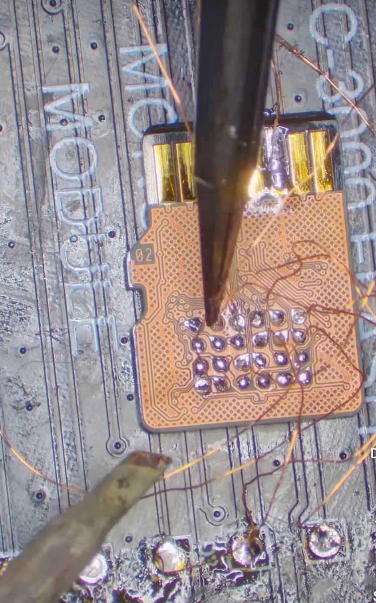 dirkjbosman's tweet image. The weird wonderful world of data recovery 🤯 Such talent &amp;amp; experience 🙌 youtube.com/shorts/xcukLOh…