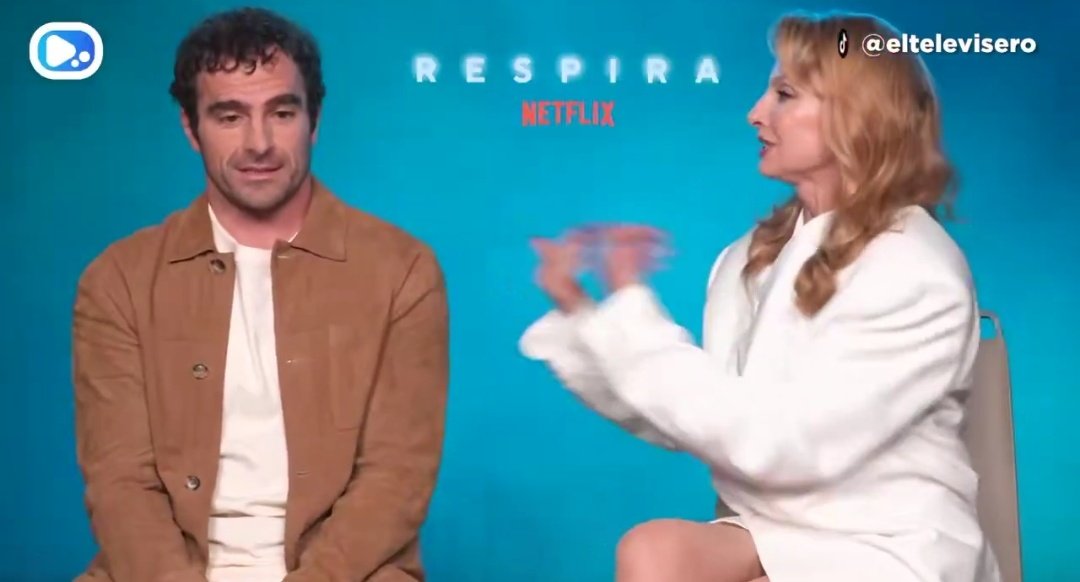 fahyslut's tweet photo. nestor and patricia’s spirits possessed them in the middle of the interview… what just happened?! 😭?!? https://t.co/oiFmnZgHKJ