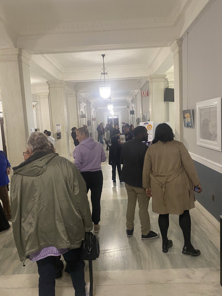 Joseph R. DiCaprio tweet media