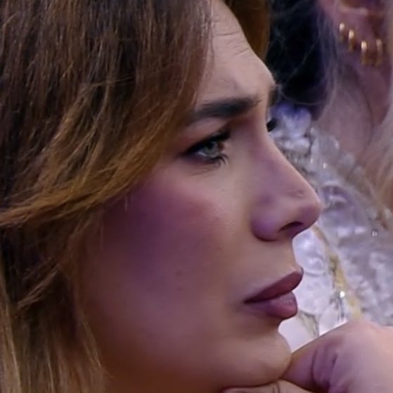 trashastrale's tweet photo. Questa puntata la stiamo vivendo così 
#GrandeFratello https://t.co/CQHqGnCtyO
