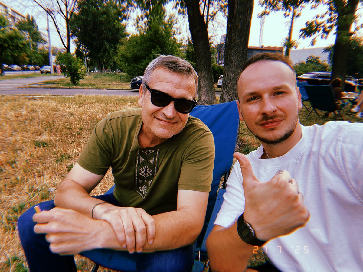 It's October 28th in Kyiv 🇺🇦 which means that my dad, Sergeant Kit, is celebrating his birthday today 🥳🥳🥳 Happy Birthday, dad!!!
Let's congratulate him please with donations, so he can build drones that will set orcs' asses on🔥🔥🔥
PayPal: sergeantkit54@gmail.com
BOOST