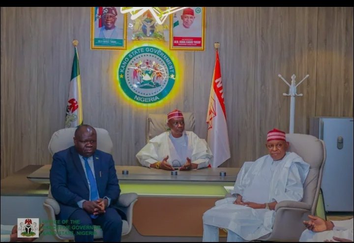 Abbale5's tweet photo. His Excellency Abba Kabir Yusuf has completed the renovation of the Deputy Governor’s Office Complex.@Kyusufabba
 #AbbaIsWorking 
#AKYPPA https://t.co/Q9TVQSpyHH