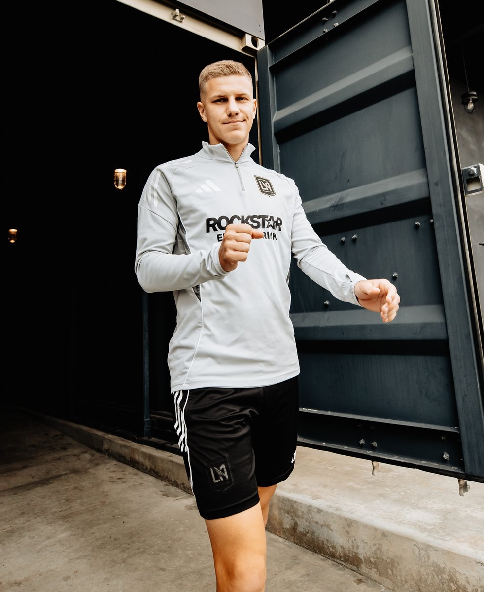 Back to business 👊