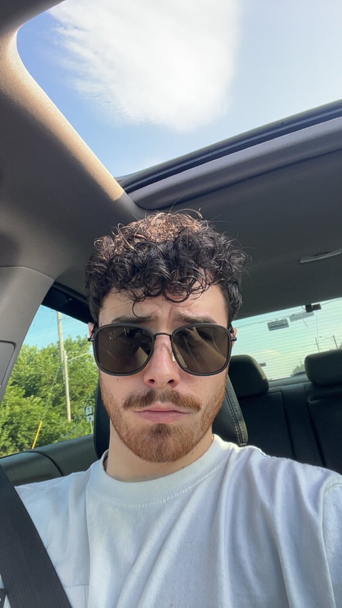 AmphiTV's tweet image. She wanna Zuck me even tho I just META