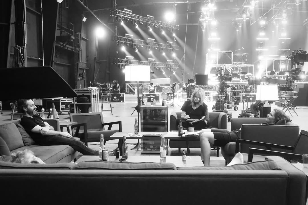 iwtv_updates's tweet image. Cinematographer Earle Dresner via IG:

“That’s a wrap on Interview with the Vampire — Part III. An exhausting but intensely creative experience in Toronto that will live long in the memory. Thank you to the unbreakable crew and beautiful cast.” 

#InterviewWithTheVampire…