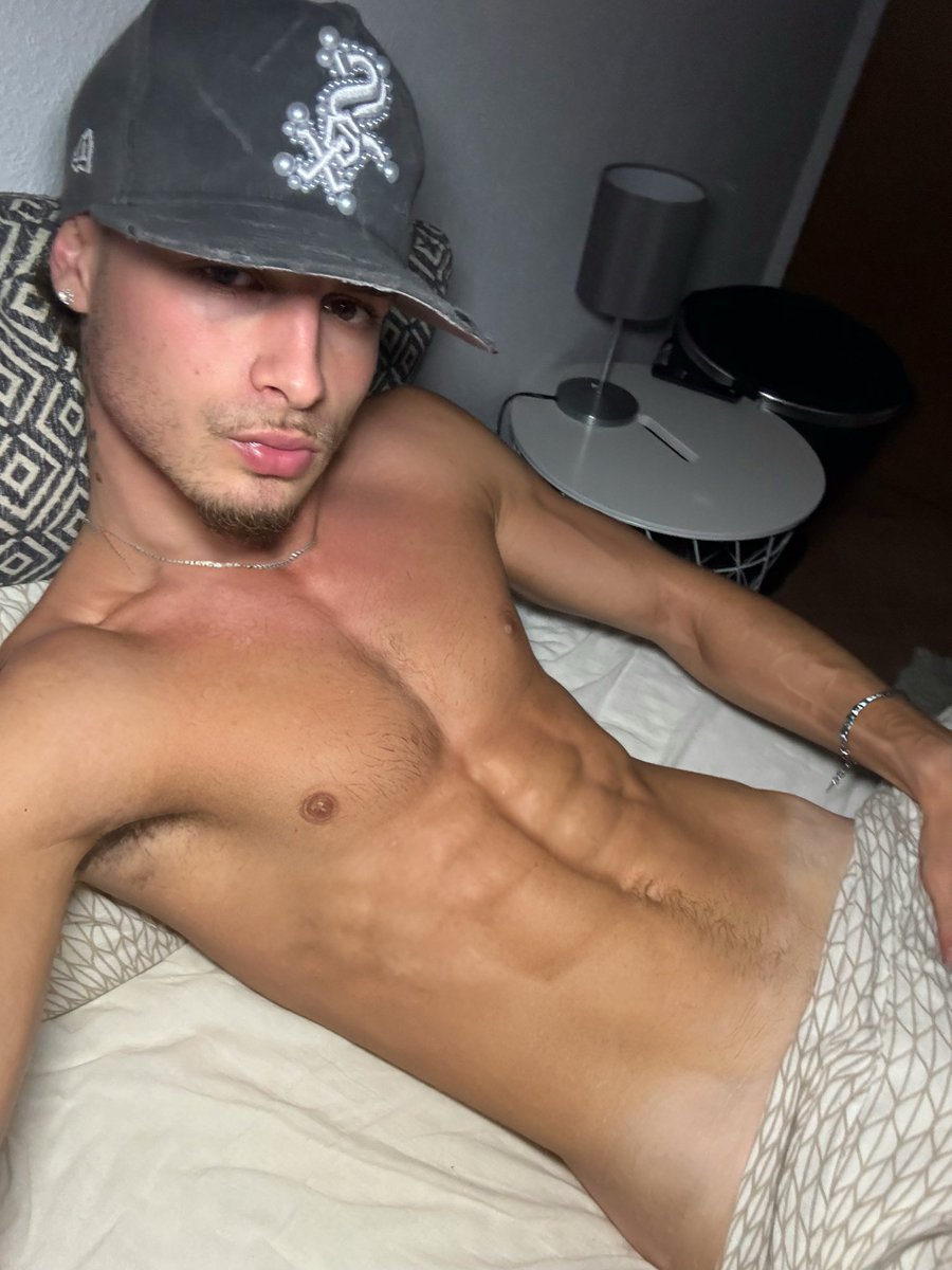 Who wanna lick my abs?