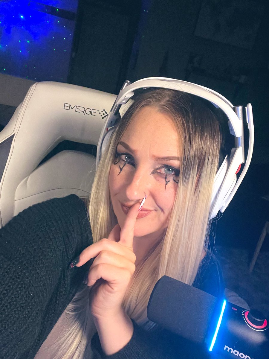 jessakillshot's tweet photo. Halloween party stream THURSDAY!!

https://t.co/cXKVHXcVMr

Come have fun with us!

#twitchstreamer #halloweenstream #halloweenparty #halloweenpartystream #twitchhalloween #kickstreamer #giveaway #amazongiftcardgiveaway #screamstream #partystream #streamparty #halloweencostume https://t.co/7ooWMRFEPz