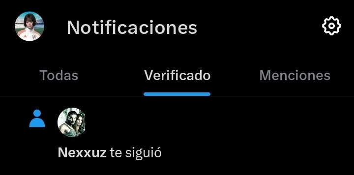 Hanni es hincha de River tweet media