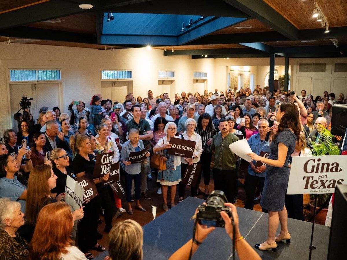 RioGGuardian's tweet photo. Event took place at the Historic Alonso Building in downtown Brownsville. #StateRepresentative #BrownsvilleTX #RGV #GinaforTexas #SouthTexas #CameronCounty #KickoffEvent #Campaign #GovernorofTexas #Election #UTAustin #Government #TexasPolitics
https://t.co/kZk5NNVof7? https://t.co/JoCjTB4lDX