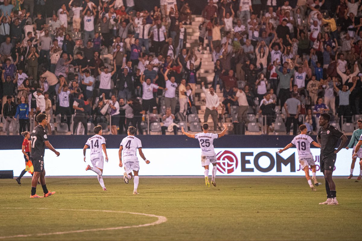 💥 Éxtasis. Pasión. Real Jaén CF. 

¡Ganas de miércoles <a href="/RealJaenCF/">Real Jaén C.F.</a>! 💜🤍🦎

📷 <a href="/mirsshots/">Miranda</a>