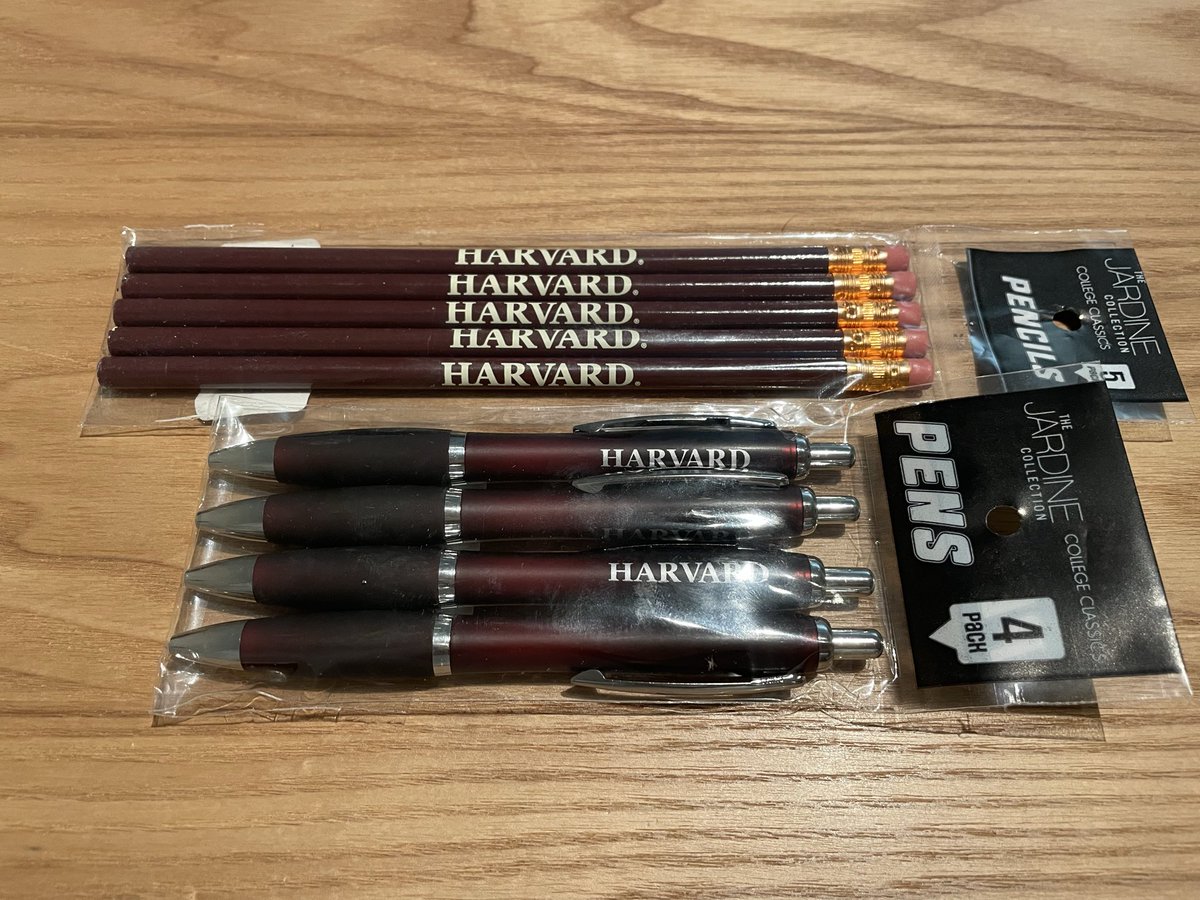 長男、次男がダブル受験なのでハーバードで買ってきた

なんかご利益ありそうじゃん

MITの方は閉店に間に合わなかった