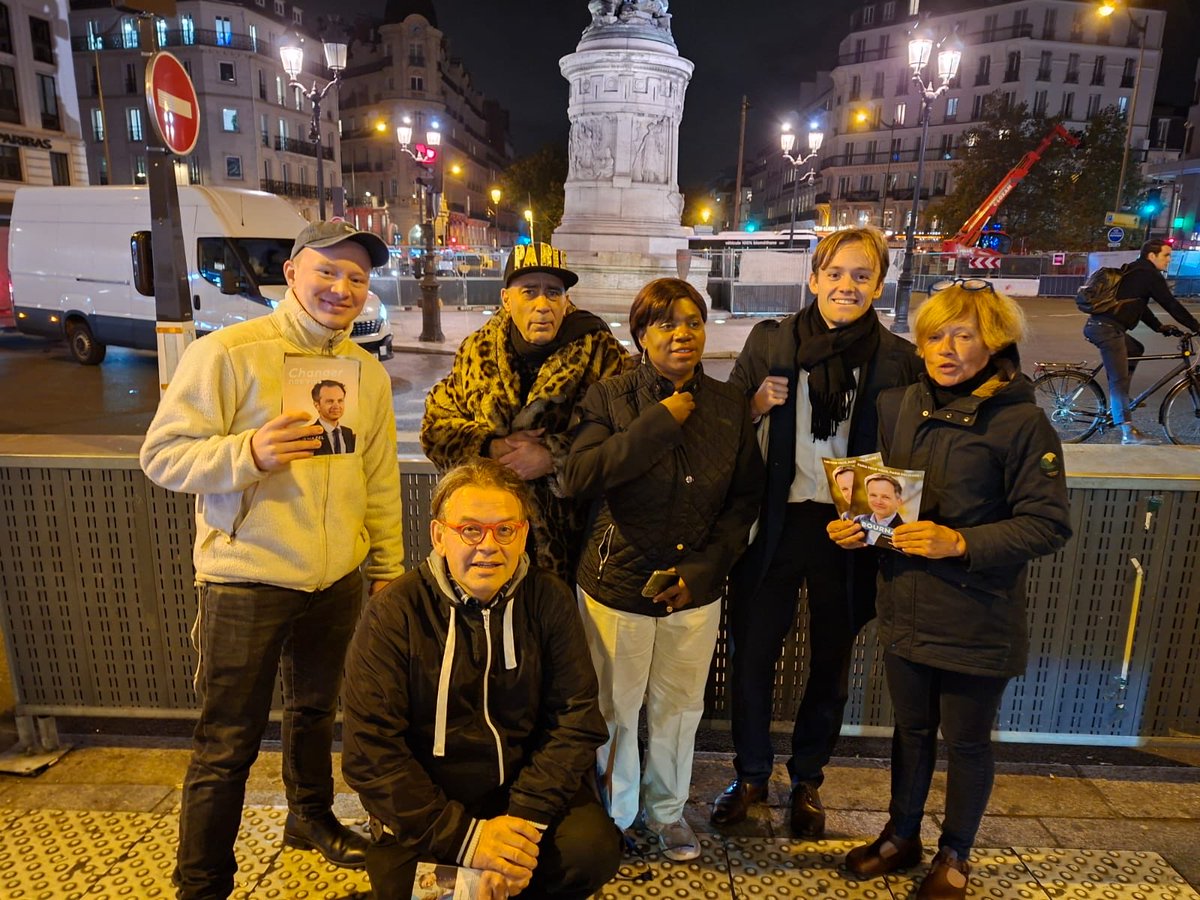 HorizonsParis18's tweet image. Pour les #Municipales2026 les parisiennes et les parisiens attendent un changement et solutions à leurs problèmes du quotidien.
Tous autour de @pybournazel pour @ChangerNosVies à #Paris !

#Paris18  @HorizonsParis