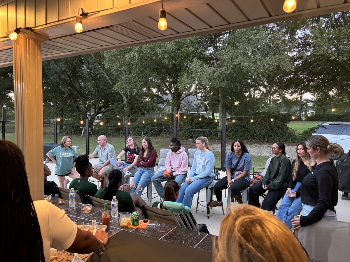 Southeastern Women's Basketball tweet media