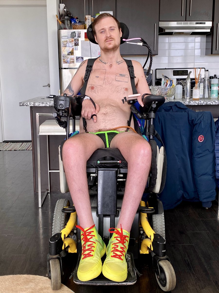 Robert Andy Coombs tweet media