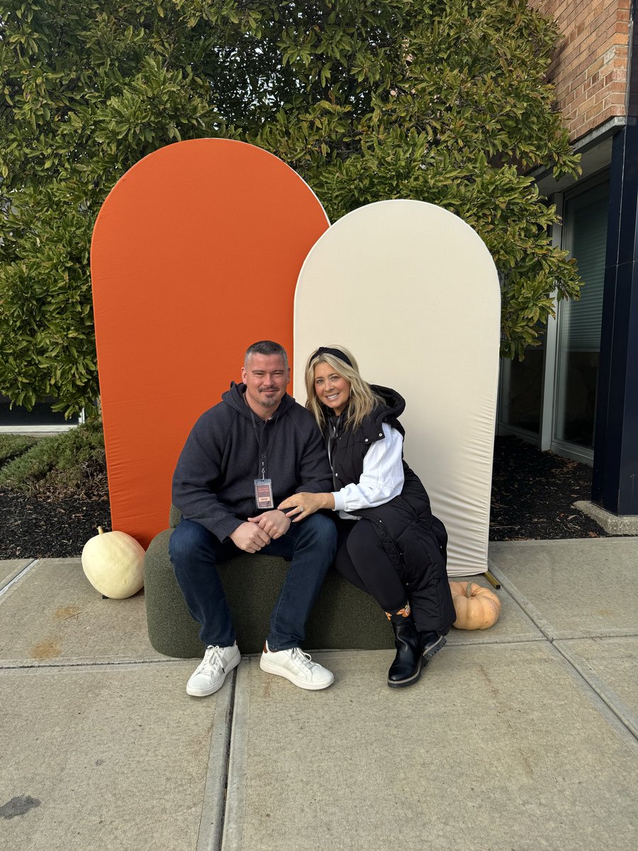 Volunteered with my hubby at <a href="/7hillschurch/">7 Hills Church</a> for the Fall Fest Sunday &amp; then an amazing service by Pastor <a href="/marcusmecum/">Marcus Mecum</a> So happy to have found such an incredible, welcoming church that feels like home! 🍂🤎🙏🏼