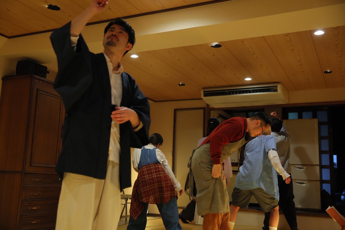 EgoPression's tweet photo. 「p.s.アイラブユー」は今週末に千秋楽を迎えます。平日公演にはまだお席がございます。
特に 16:30公演はゆったりご観劇いただけるためおすすめ です。

残りわずか8公演。
最後まで一公演一公演を大切にお届けします。
ぜひご来場ください！

#ぴーらぶ
#egopression https://t.co/CKMlXRn3AS