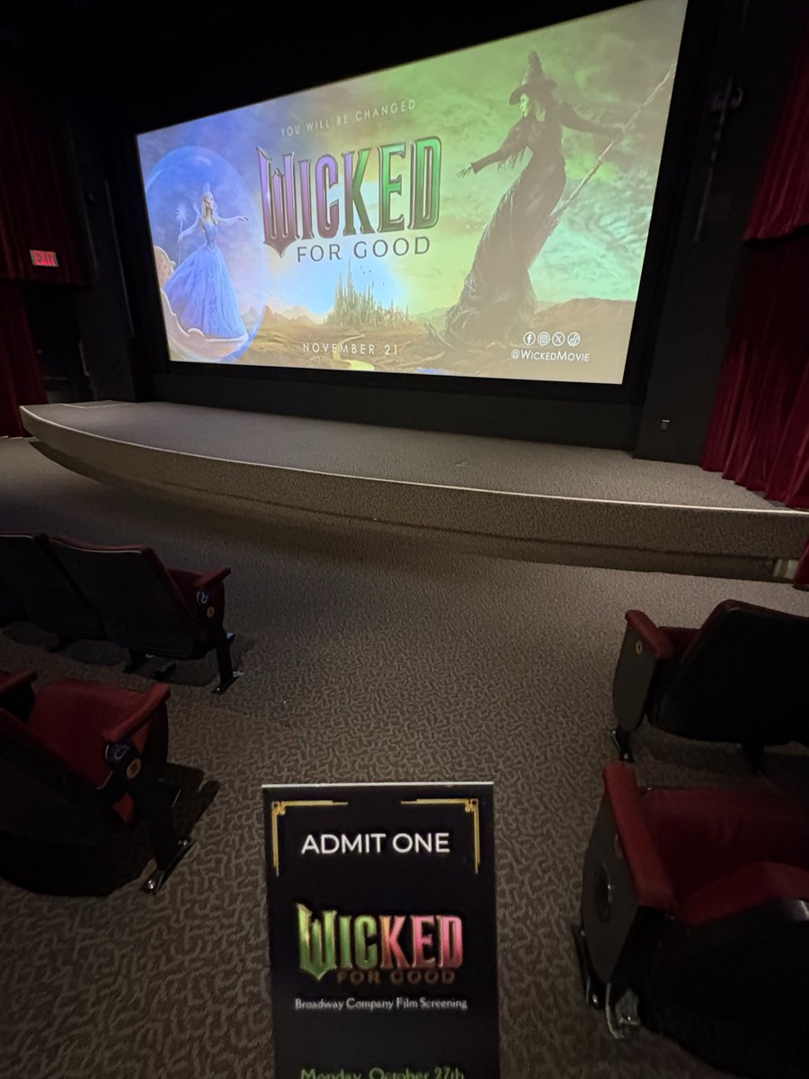 Here at the screening of Wicked: For Good and my almost-four-year-old daughter who has seen part 1 a gazillion times is extremely jealous of me.