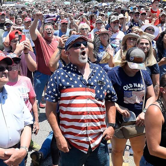 Sableant18's tweet photo. @soldatthetop @1776Carolina3 @ZohranKMamdani @BernieSanders @AOC yeah young people are so grossly out of shape https://t.co/Ceuy8Ome42