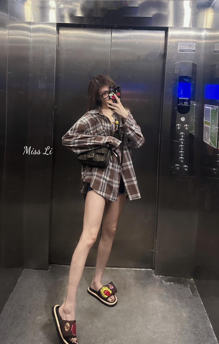 luoliuhong35090's tweet image. #dailyoutfit #myootd