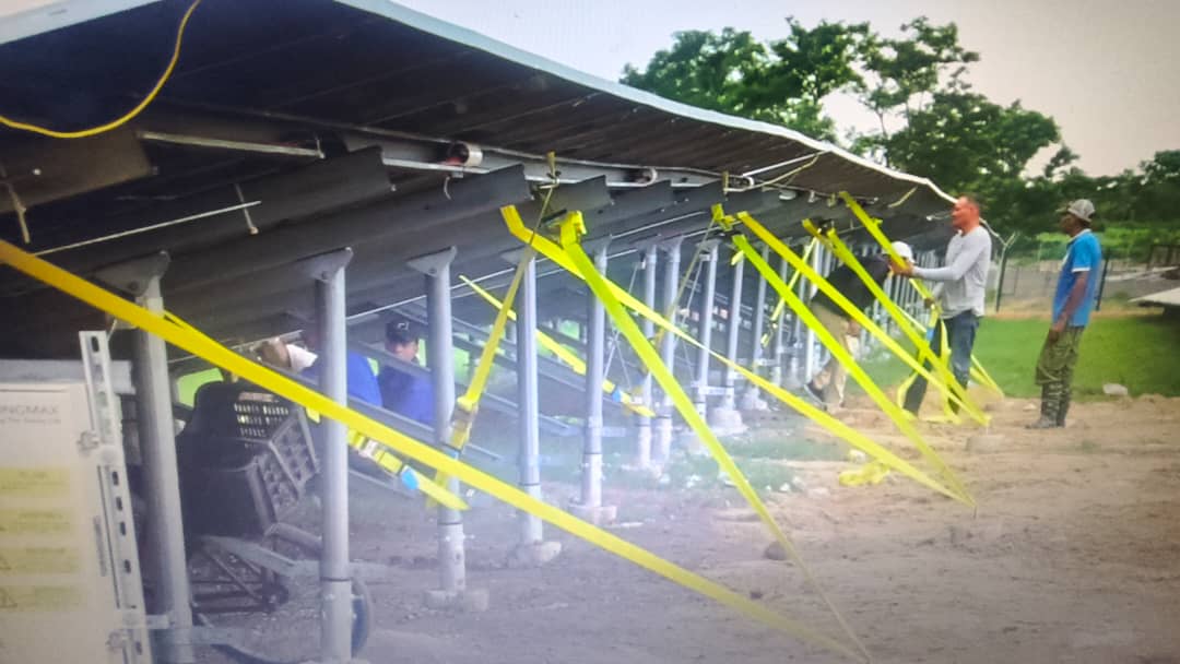 La protección de los parques fotovoltaicos es de vital importancia en los momentos actuales #LasTunas #PorLasTunasLaVictoria #SíSePuede