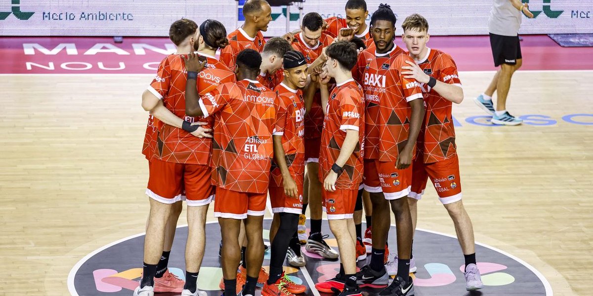 #UruguayosxBT | LOS DE AFUERA SON DE PALO

En una de las canchas más dificiles del certamen por el ambiente, BAXI Manresa de Agustin Ubal venció en su visita a Grecia al Aris Salónica por FIBA Europe Cup.

📝<a href="/juaninunezz/">Juan Ignacio Nuñez</a> 

👉 wp.me/p6K7W2-10pi